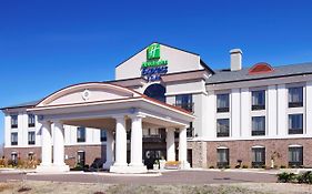 Holiday Inn Express Covington Tn